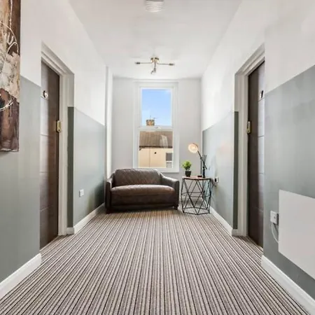Coastal Abode #1 With Seaview At Bowles By Yoko Apartment 4*